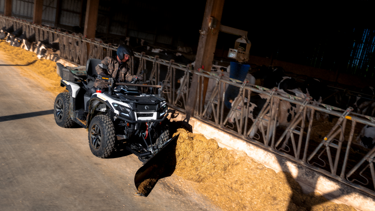 Outlander Electric en usage agricole